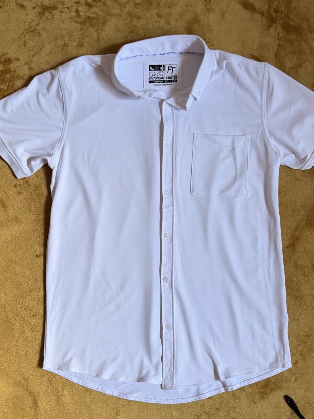 Men's White Short-Sleeve Button Shirt
